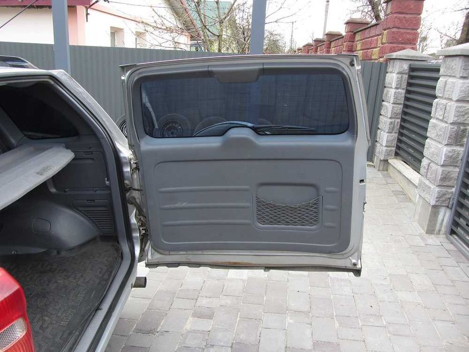 Toyota RAV4 2002 II покоління 2.0i MT (150 к.с.) 4WD