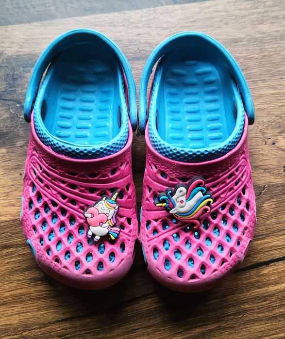 Różowo niebieskie cropps rozmiar 26