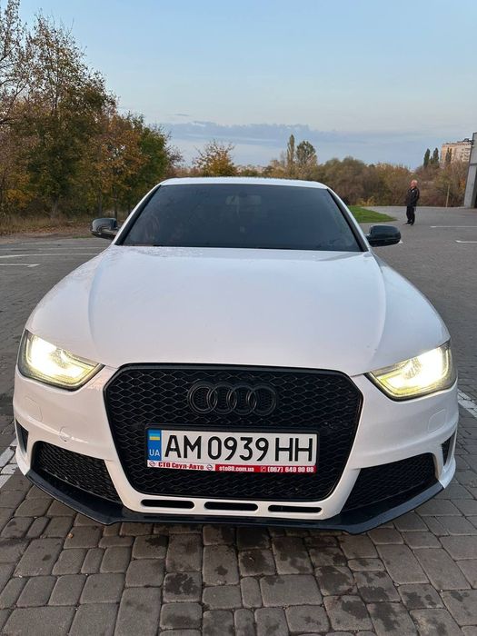 Продам AUDI A4 B8 2.0 Quattro