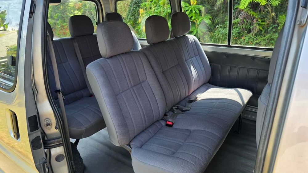 Toyota Hiace D-4D  |  9 lugares  |  Ilha da Madeira