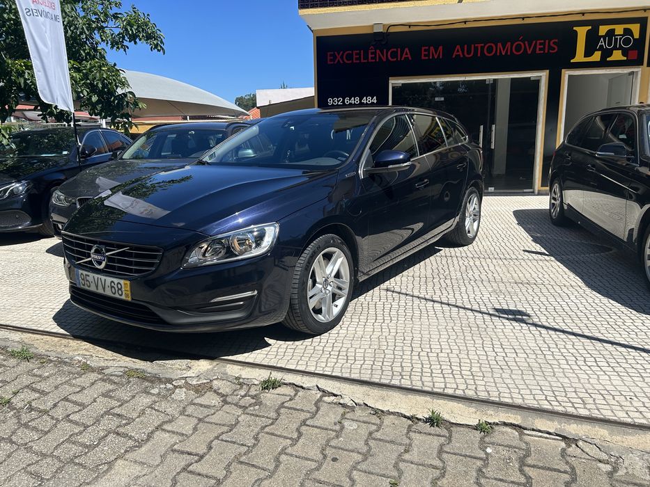 Volvo V60 Hybrid Diesel Plugin