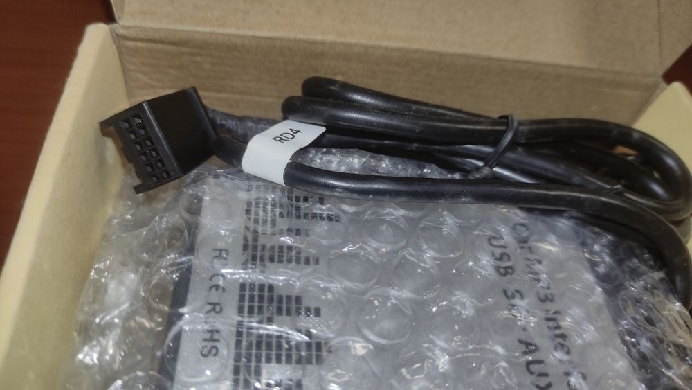 Adaptador para USB/SD/AUX Peugeot e Citroen