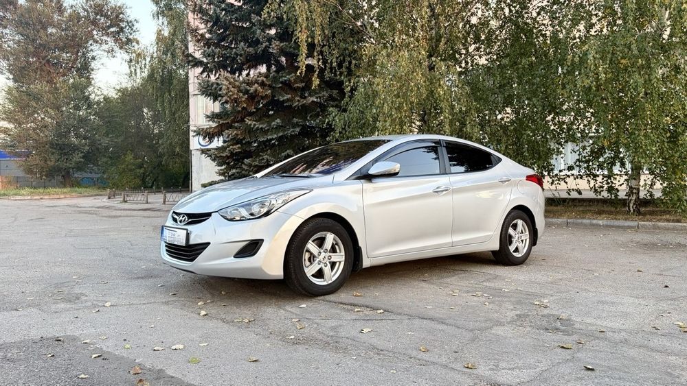 продам автомобиль hyundai elantra 1.6