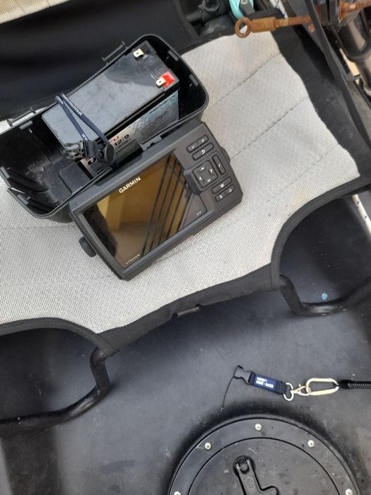 Kayak de pesca com motor eletrico