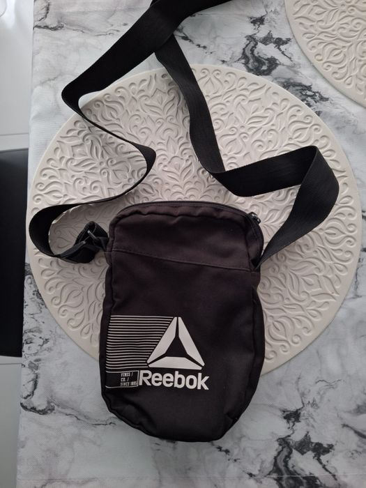 Torebka listonoszka reebok