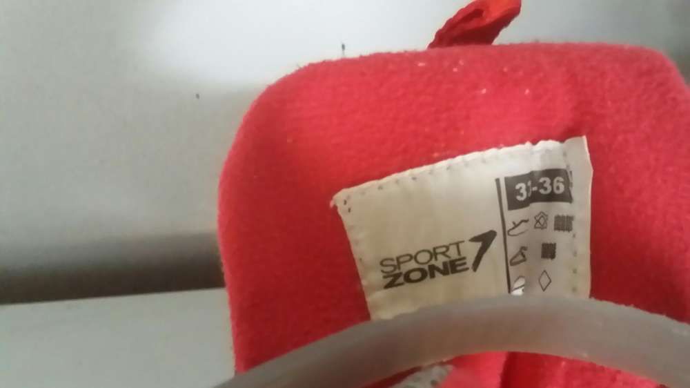 Patins em linha usados