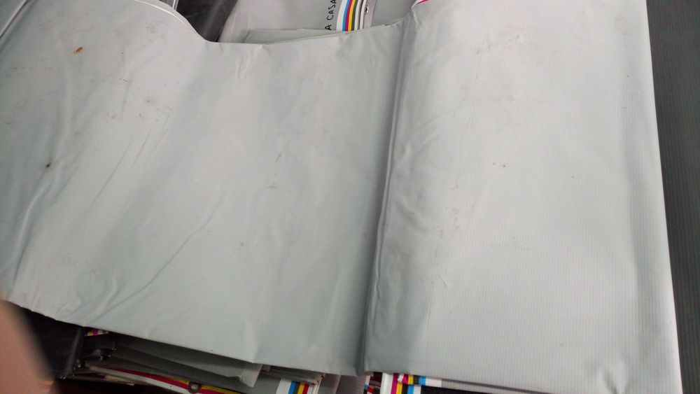 Toldos ou lonas impermeáveis