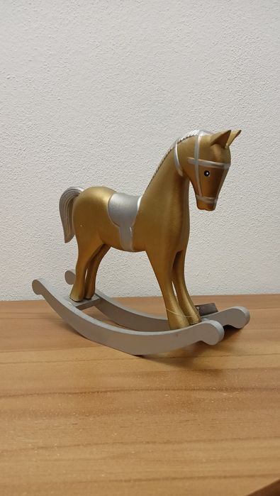 Nowy koń konik na biegunach figurka dekoracja srebrno złoty