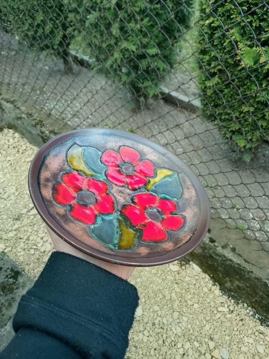 Ceramiczny talerz do powieszenia