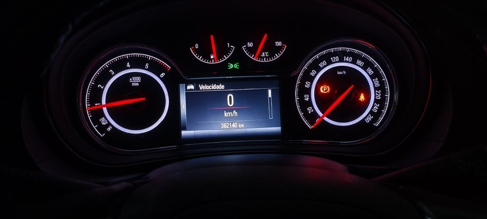 Opel Insignia 12/ 2015 1.6 CDTI 136cv