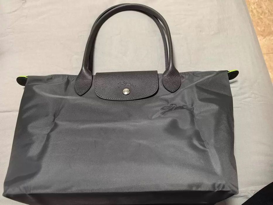 100% authentic Longchamp Le Pliage Tote Bag