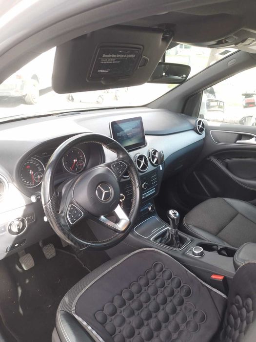 mercedes B 180 URBAN nacional unica dona