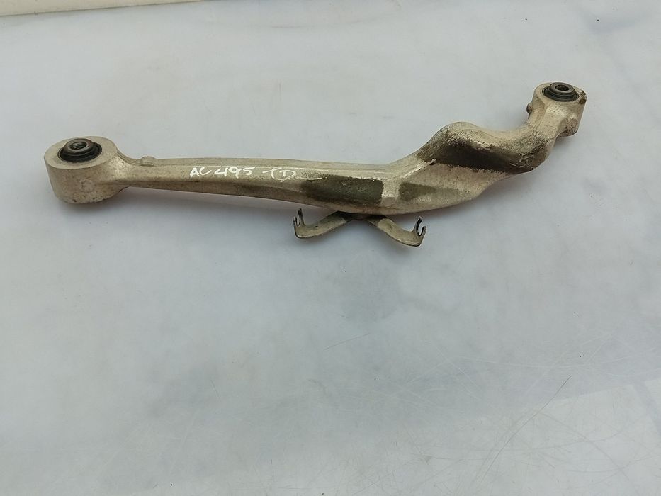 Braço de suspensão trás direito NISSAN Qashqai/Qashqai+2 I (J10, JJ10)