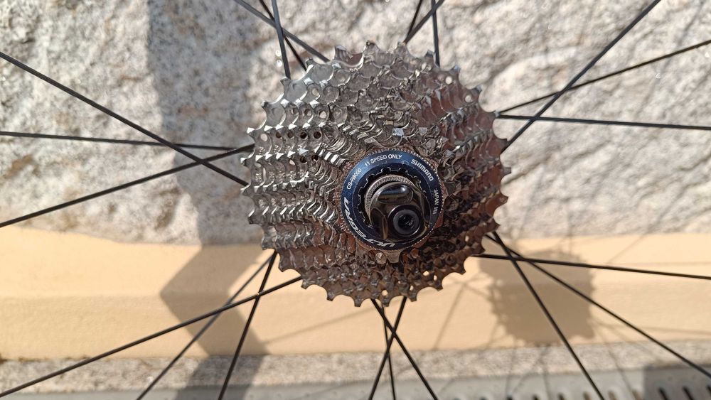 Vision Trimax 35 kb + ultegra 11v + pneus continental Ultrasport