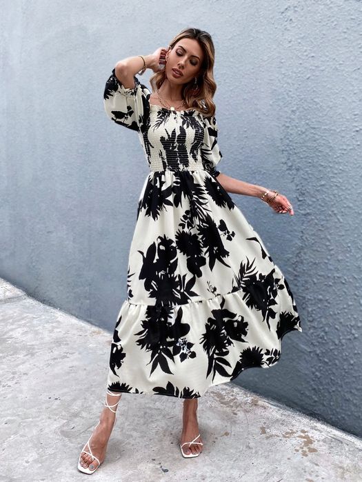 Sukienka w kwiaty boho z bufiastymi rękawami maxi