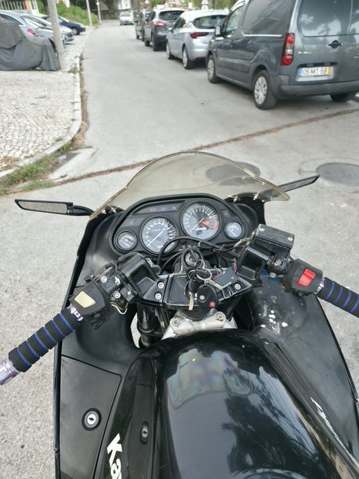 Kawasaki zzr 93 600 ninja, impecável.
