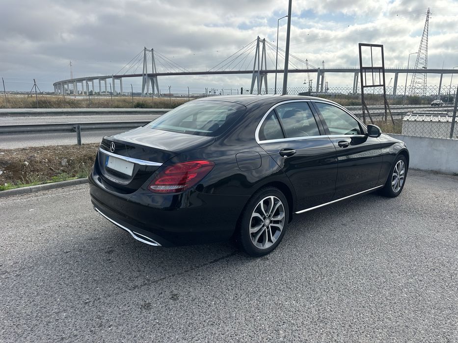 Mercedes-Benz C220 Avantgarde Aceito Retoma