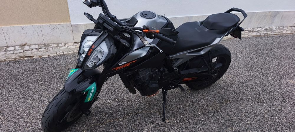 KTM duke 790 2019  carta A2 deslimitada