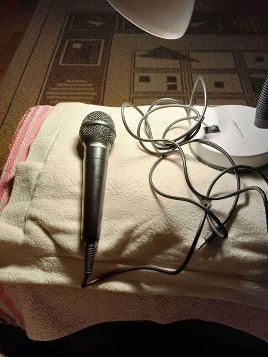 Sprzedam Mikrofon -THOMSON-M150 z kablem