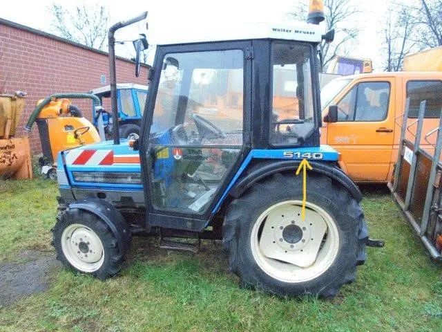 Iseki 5140 5040 manual , pełzające biegi, manual  ciągnik sadowniczy / komunalny biegi pełzające