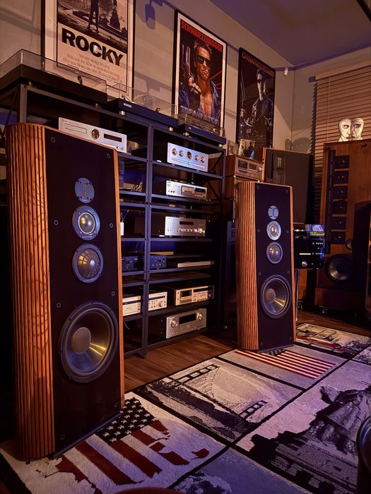 Retrospekcja Flagowe INFINITY Kappa 8 EMIT USA