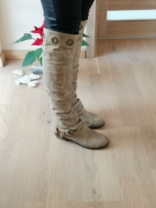 WYPRZEDAŻ! Buty zimowe, kozaki, niska cena