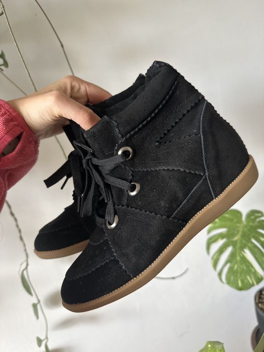Nowe zamszowe botki koturn bobby a’la isabel marant