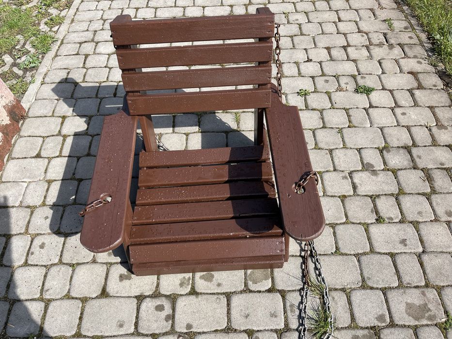 Drewniana huśtawka