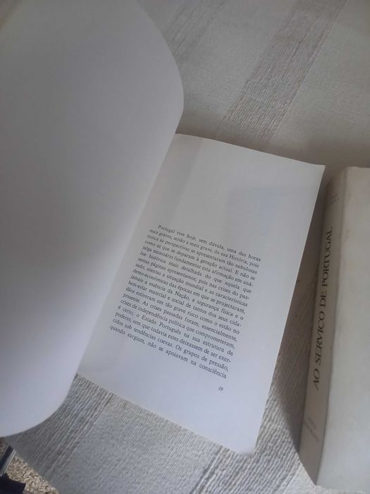 livro do General António de Spinola Ao Serviço de Portugal