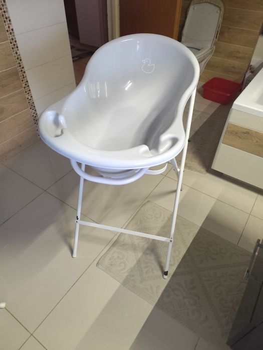 Wanienka ze stelażem dla dzieci