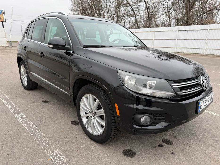 Volkswagen Tiguan SEL Premium