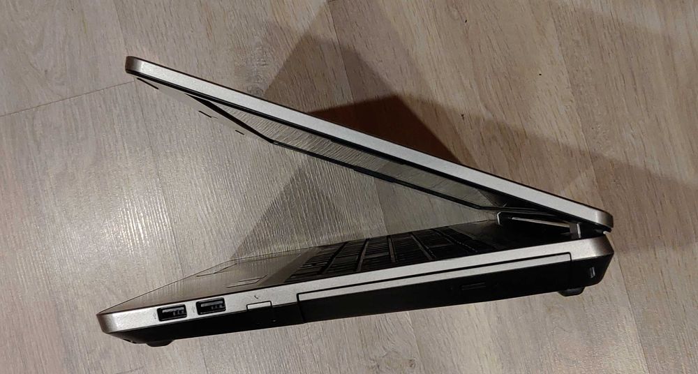 Ноутбук HP ProBook 4530S 15.6" / i5-2450M / 6GB / 120GB SSD