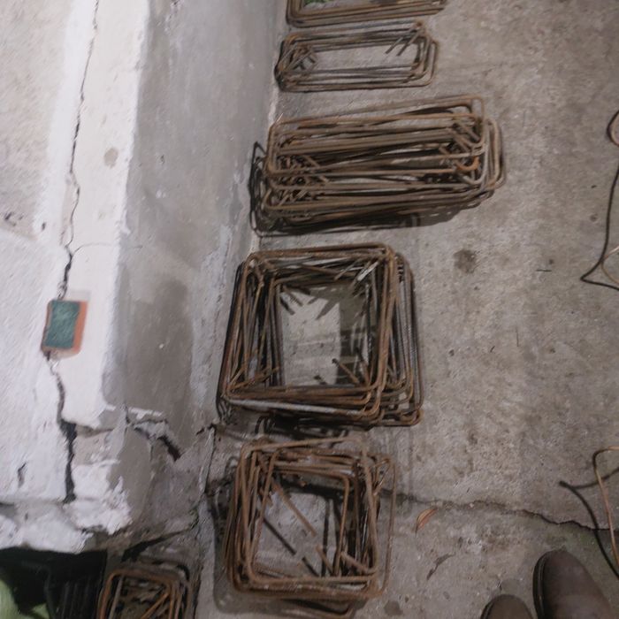 Продам куски арматури для будівництва