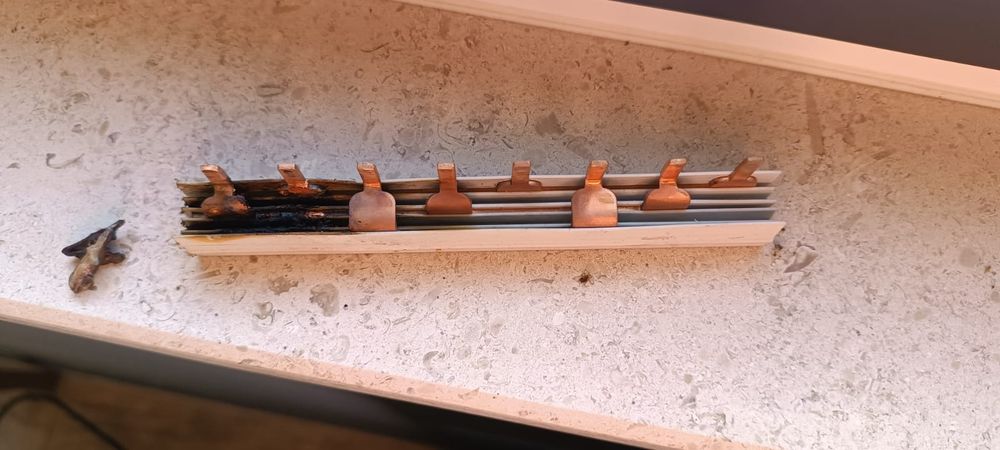 Electricista Cláudio Pereira