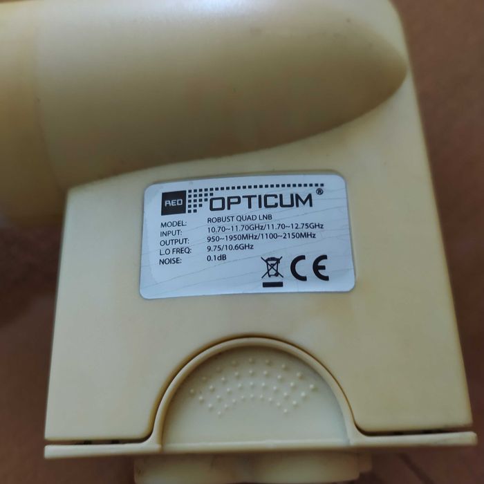 Konwerter satelitarny OPTICUM