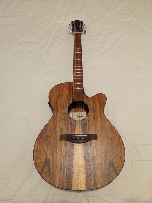 Guitarra acústica Ibanez