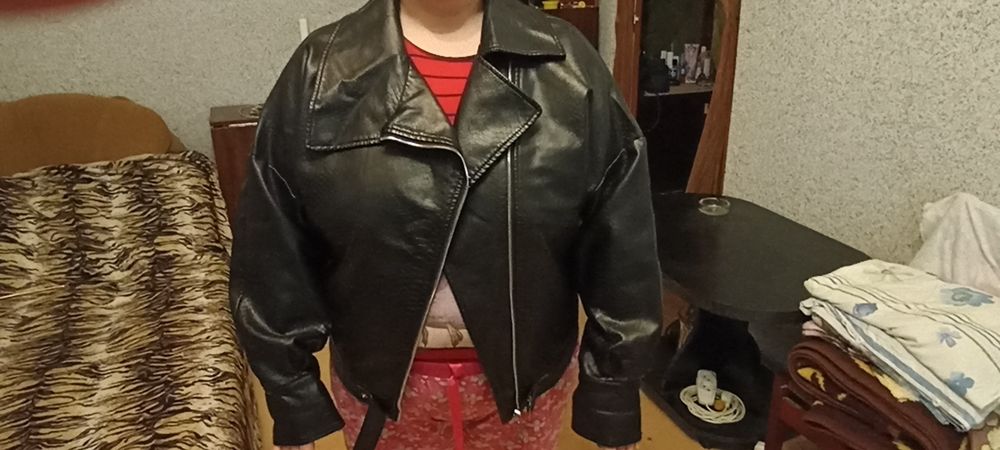 Курточка косуха новая