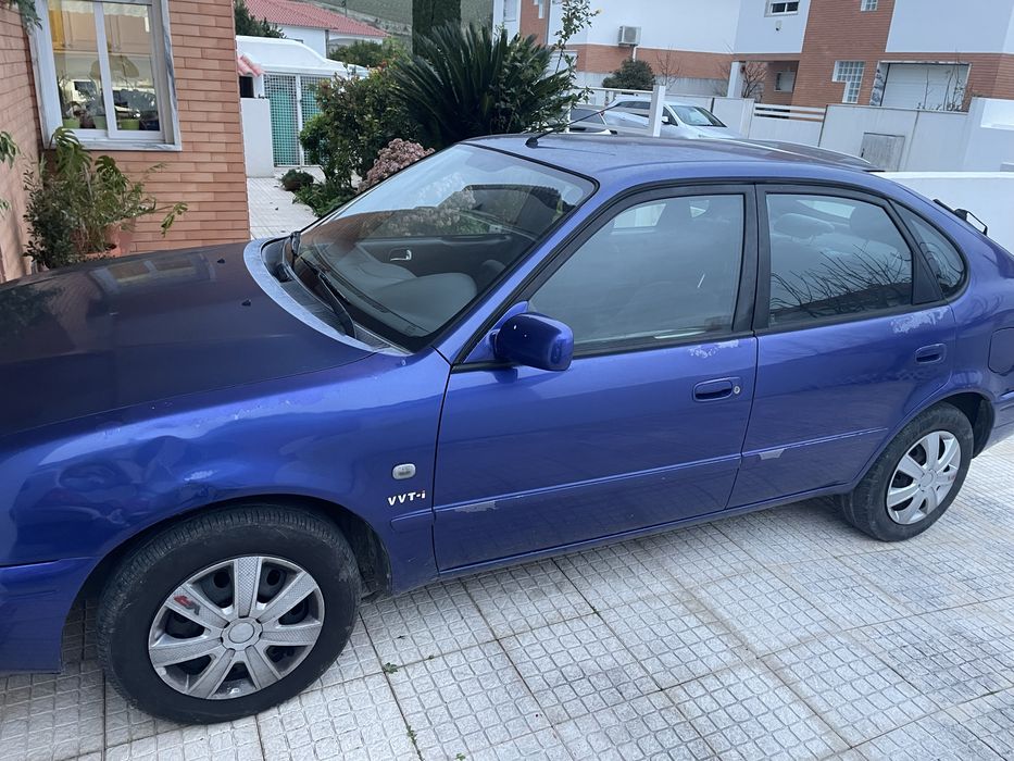 Toyota Corolla (bom estado mecânico)