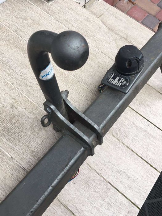 Фаркоп Thule/Brink. силовий, оригінал. Для джипа чи буса.