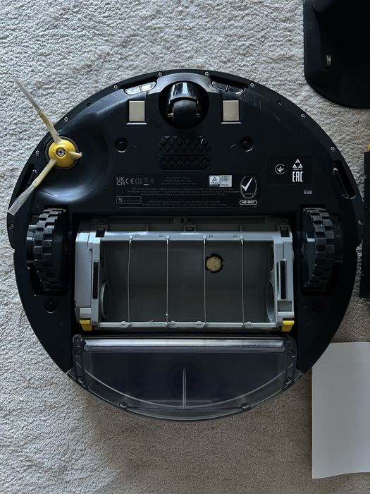 Aspirador iRobot Roomba Série 600