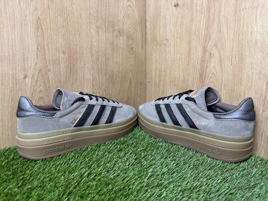 adidas  Gazelle розмір 38