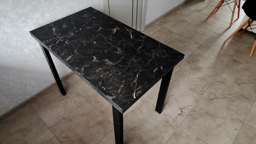 Продам стильний столик