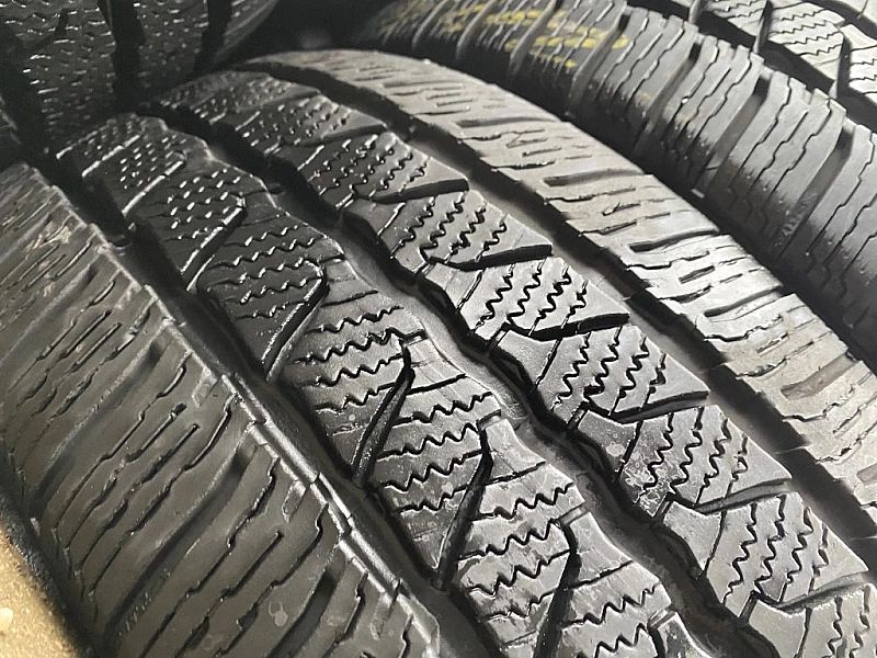 225/55r17C Continental VanWinter_7,5mm_4szt_(95)