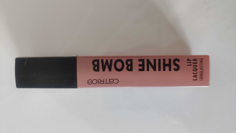 Catrice Shine Bomb pomadka 010 french silk