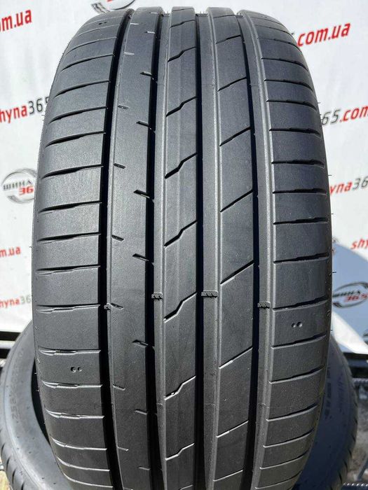 255/40 ZR20 HANKOOK ION EVO suv IK01A SOUND ABSORBER  стан нових