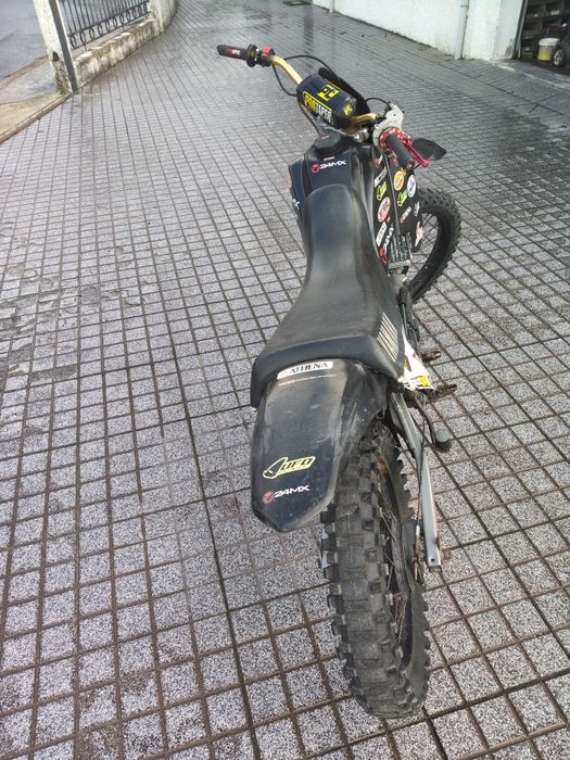 Yamaha DT 125 LC sem documentos