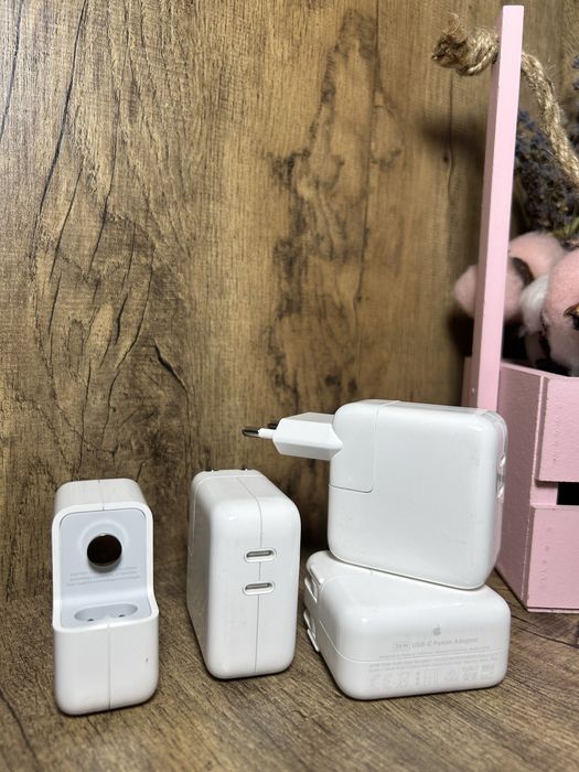 Apple 35W Dual USB-C Power Adapter A2676 з євровилкою