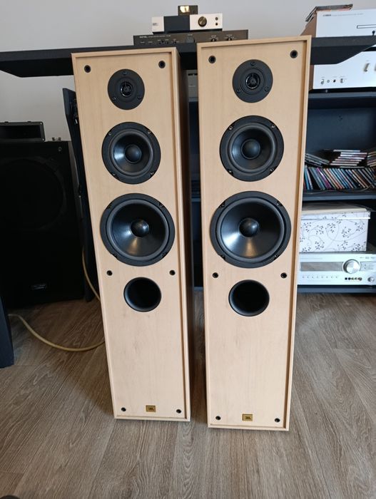 Kolumny JBL ATX 30