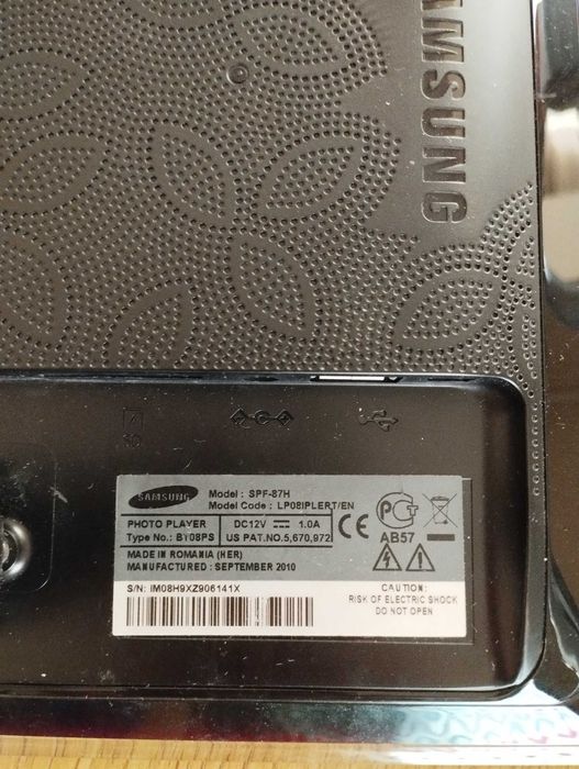 Цифрова фоторамка самсунг, 8'