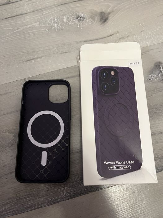 Etui na telefon  iphone 13